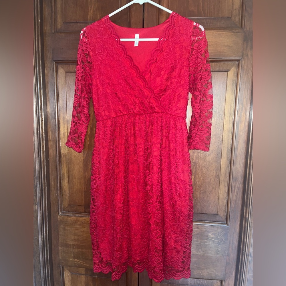 Pinkblush red lace maternity dress size small.